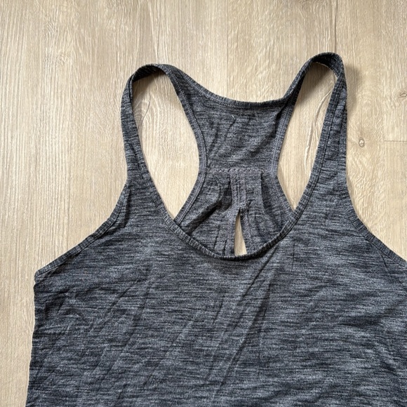 Lululemon marled grey workout tank top - Picture 2 of 5